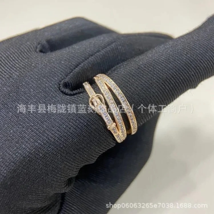 Aijia New Belt Buckle Seiko Super Flash Ring Women s Double Circle Niche Design Light Luxurious Temperament Simple Couple s Finger