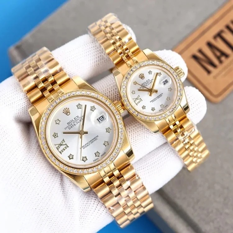 Fashion Trendy Versatile Watch 600