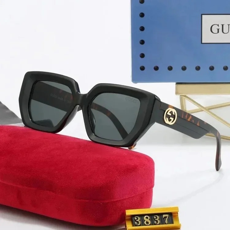 Fashion Trendy Sunglasses 012