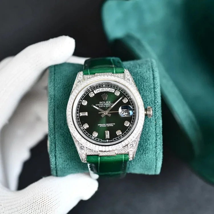 Fashion Trendy Versatile Watch