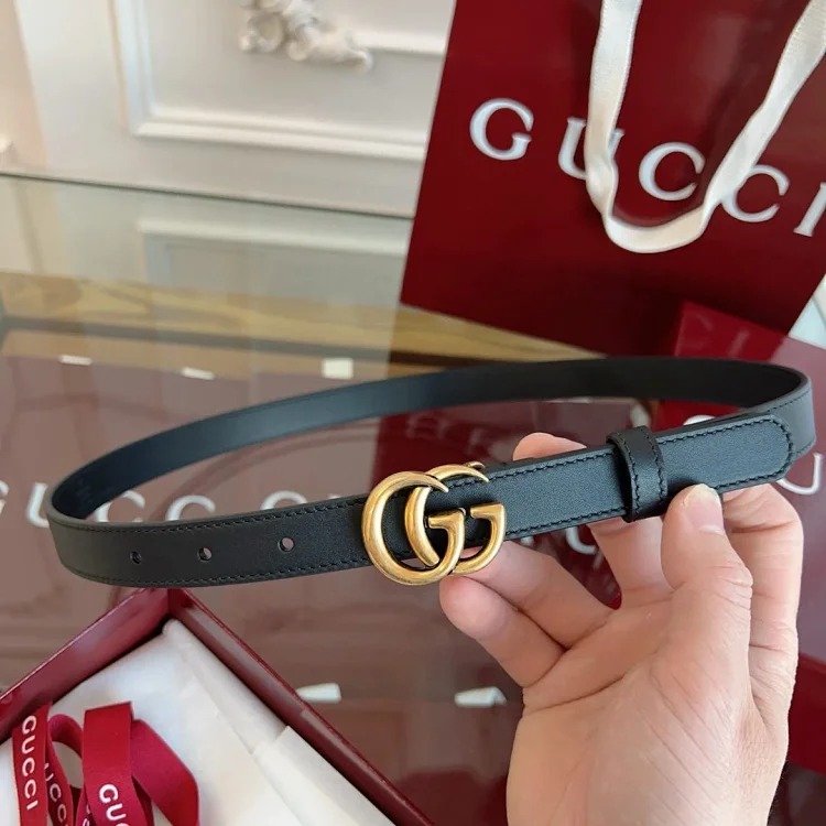 Classic yet timeless G letter men's and women's leather belt premium version of the highest quality