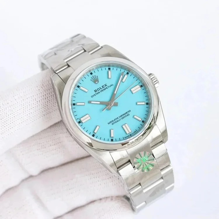Watch RHA01