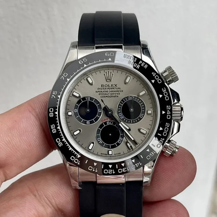 ￥480-2900 Fashionable and versatile watch