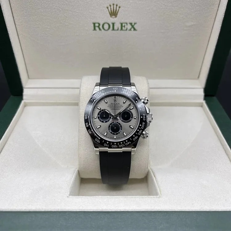 ￥480-2900 Fashionable and versatile watch