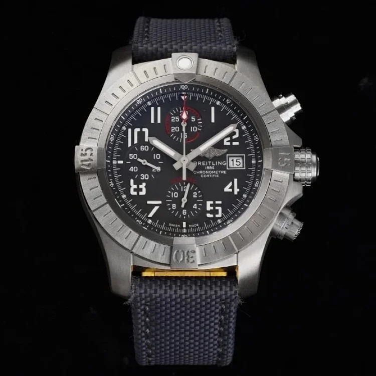 ￥780-2300 Fashionable and versatile watch
