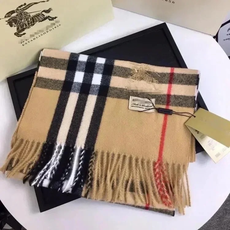 fashion trend scarf 02