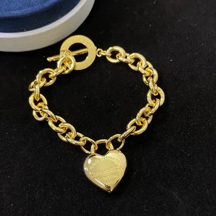 ZW-1 uses a heart to let every piece of jewelry exude your beauty and charm! (With gift box packaging) (Tifany)