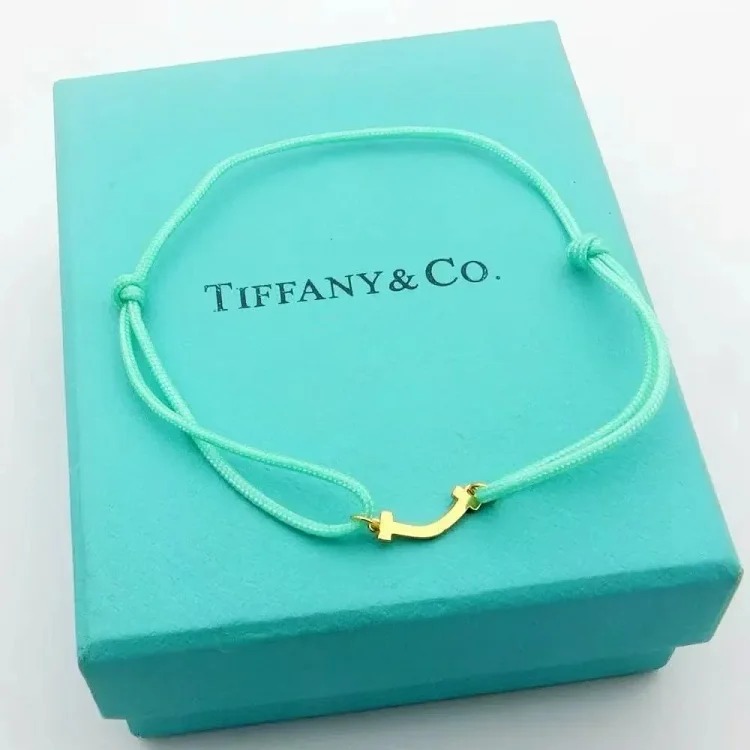 ZW-1 uses a heart to let every piece of jewelry exude your beauty and charm! (With gift box packaging) (Tifany)