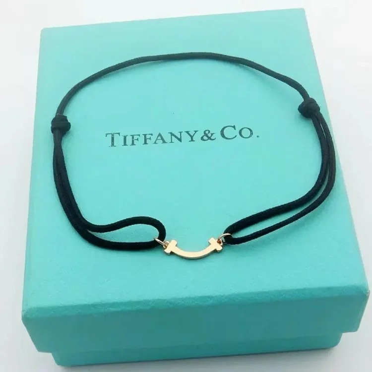 ZW-1 uses a heart to let every piece of jewelry exude your beauty and charm! (With gift box packaging) (Tifany)
