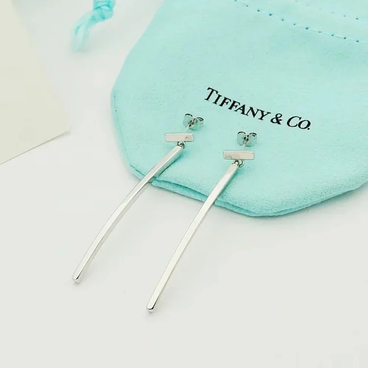 ZW-1 uses a heart to let every piece of jewelry exude your beauty and charm! (With gift box packaging) (Tifany)