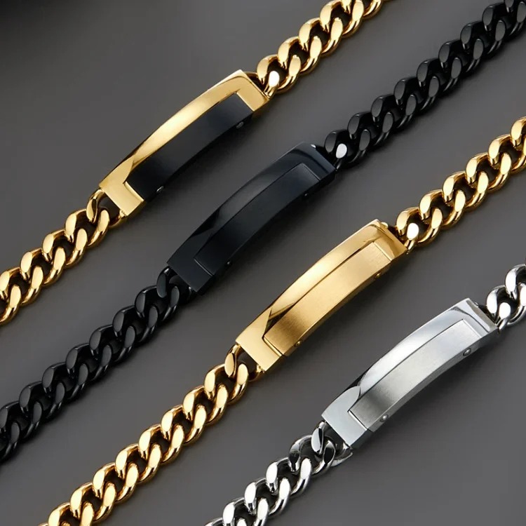 Cross-border European and American metal stainless steel butterfly buckle curved bracelet women's thick Cuban chain foreign trade supply wholesale