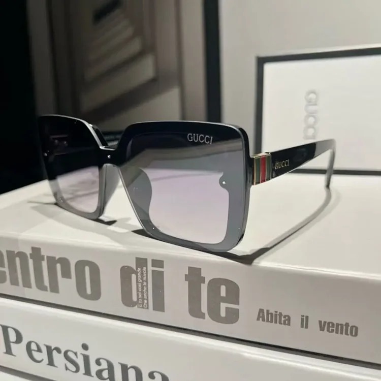 G fashion sunglasses