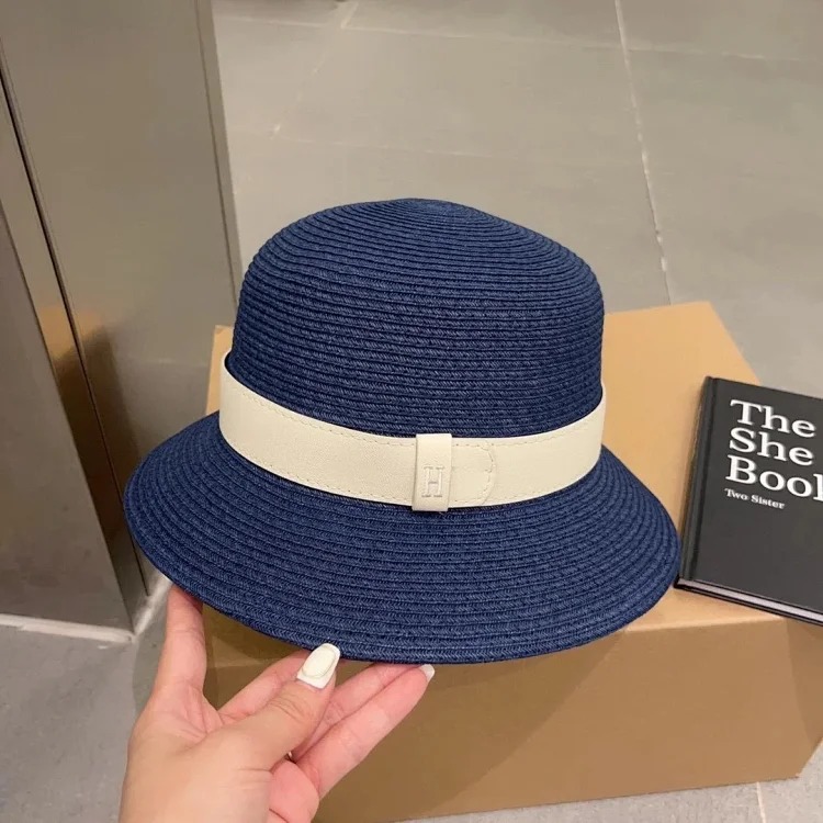 ￥120-138 Fashionable hat M109
