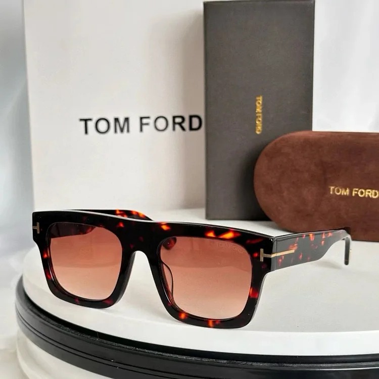 Fashion new glasses