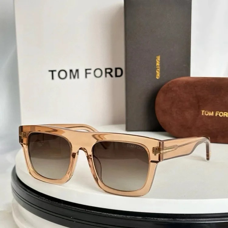 Fashion new glasses