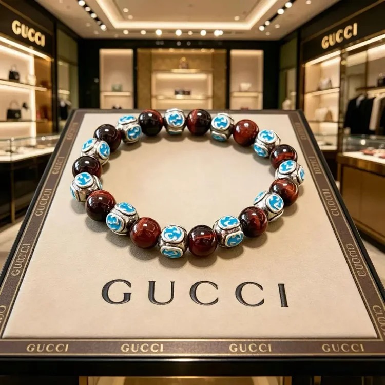 Light luxury of European and American retro classic little bee diamond bracelet/super !!