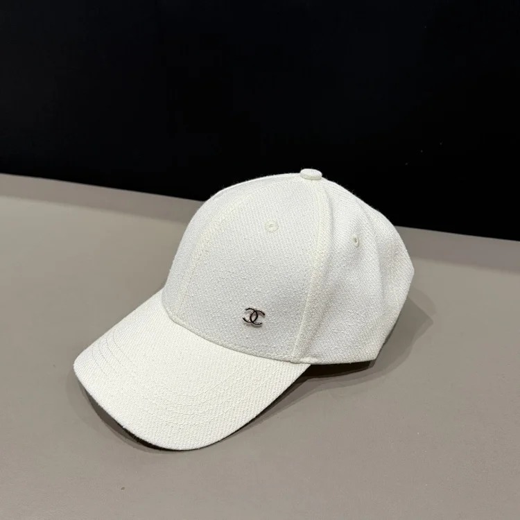 Spring and summer new hats women's personalized baseball caps with holes, large head circumference, cotton peaked caps, sun protection hats
