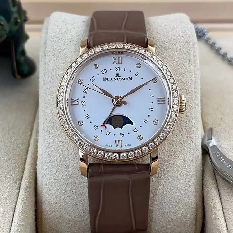 Women's high-end quality business watch