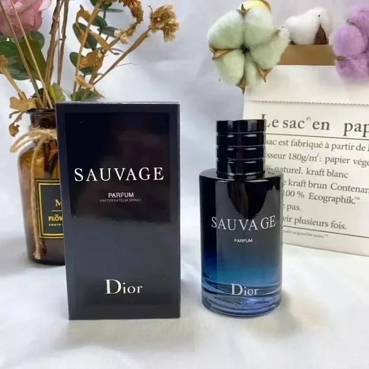 Fashionable and popular perfume