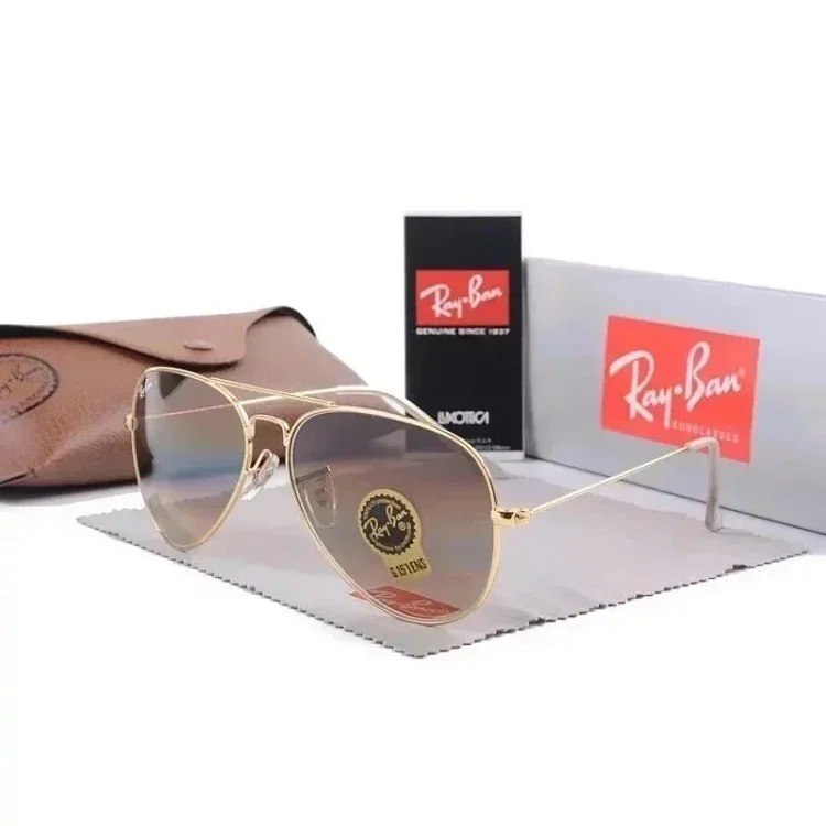 RaÓy-BÓan sunglasses