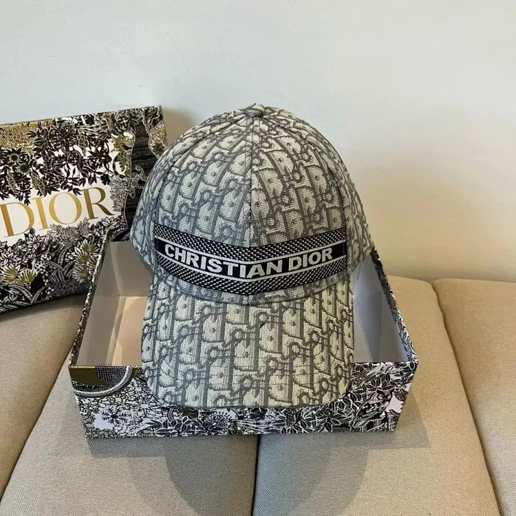 DR 25 classic, fashionable, casual and versatile hats