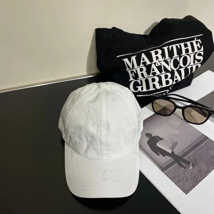 ￥120 Fashion casual hat M26
