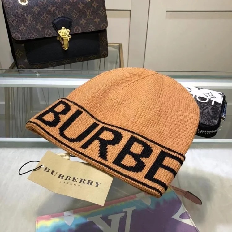 Special items of fashion hats are not returnable