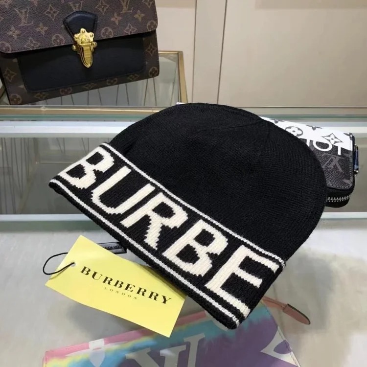 Special items of fashion hats are not returnable