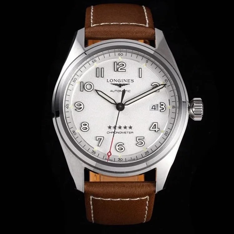 m7￥750 fashionable and versatile watch