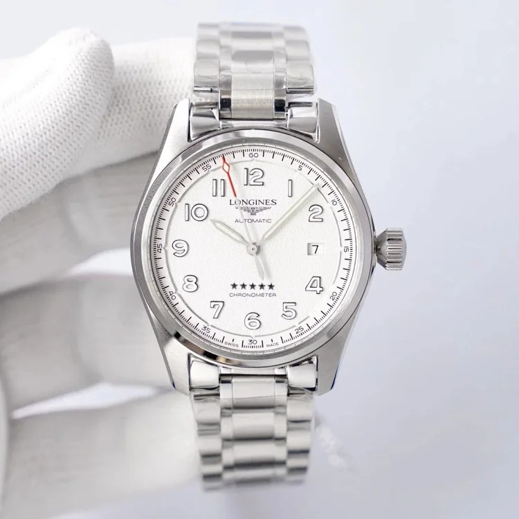 m7￥750 fashionable and versatile watch