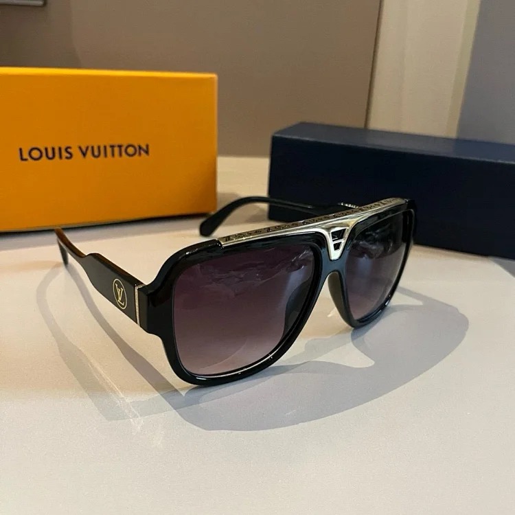 L Sunglasses Collection