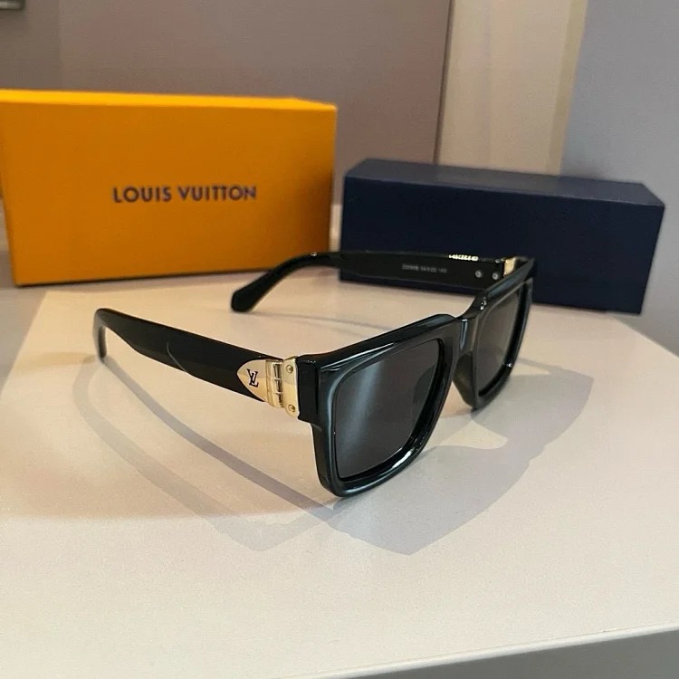 L Sunglasses Collection