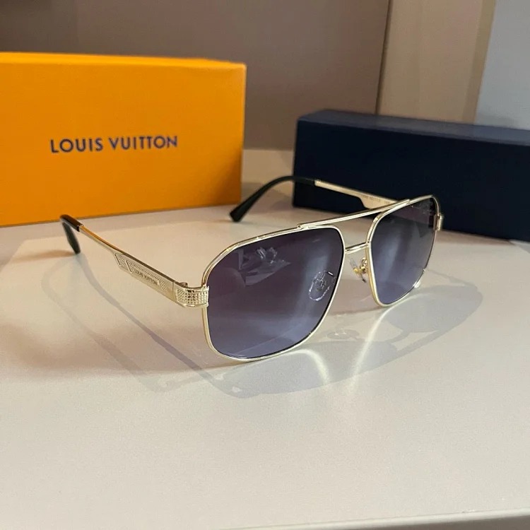 L Sunglasses Collection