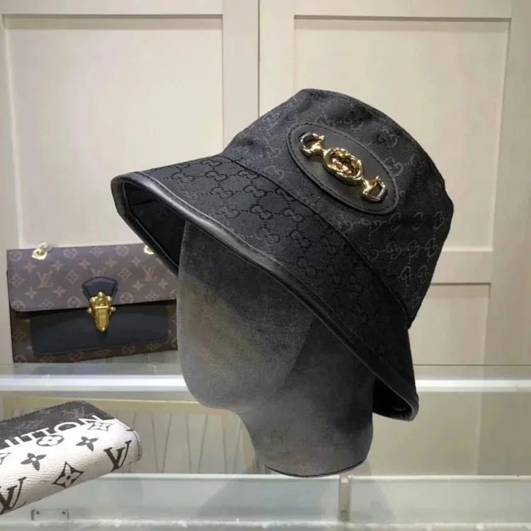 hat