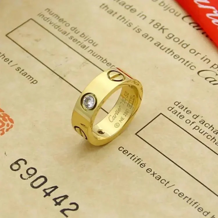Classic versatile ring