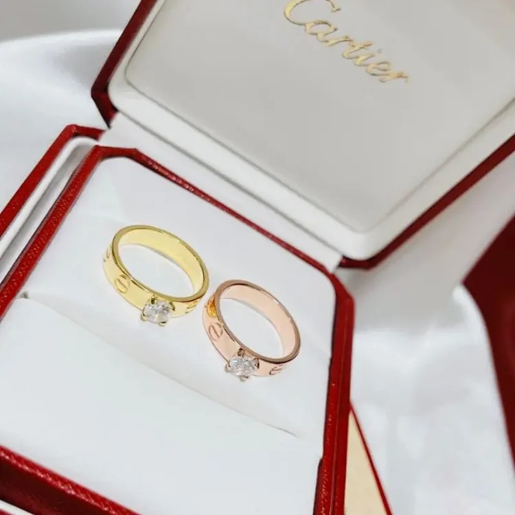 Classic versatile ring