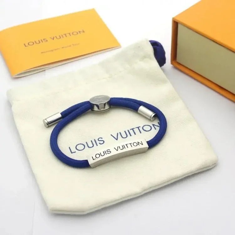 L micro fish bracelet