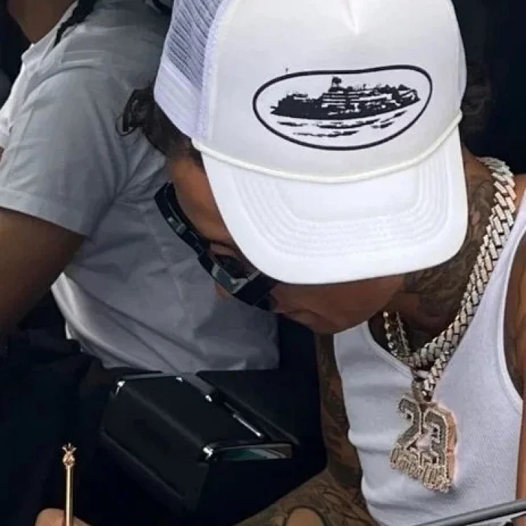 Fashionable baseball cap 01