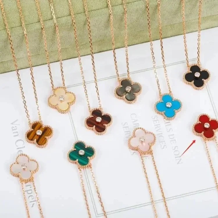 Versatile trendy fashion necklace