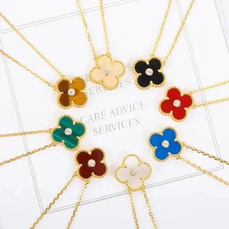 Versatile trendy fashion necklace