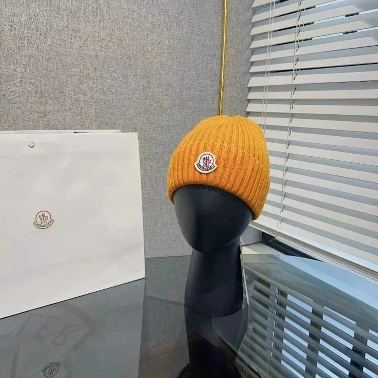 m hat