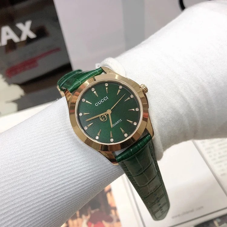 Gucci Minimalist Fashion Accessory