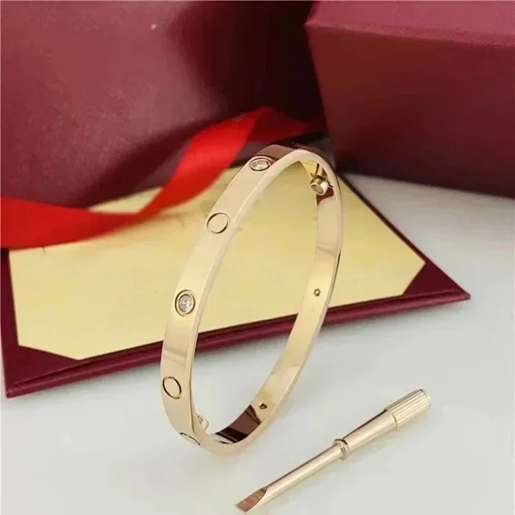 Fashion Premium Bracelet