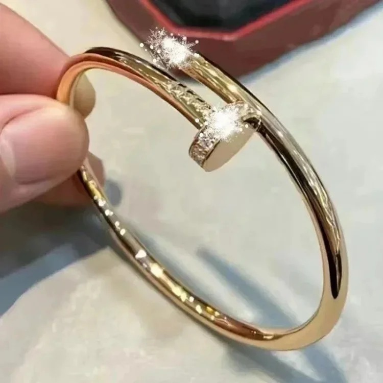 Fashion Premium Bracelet