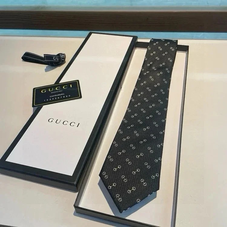 GU CCI Tie