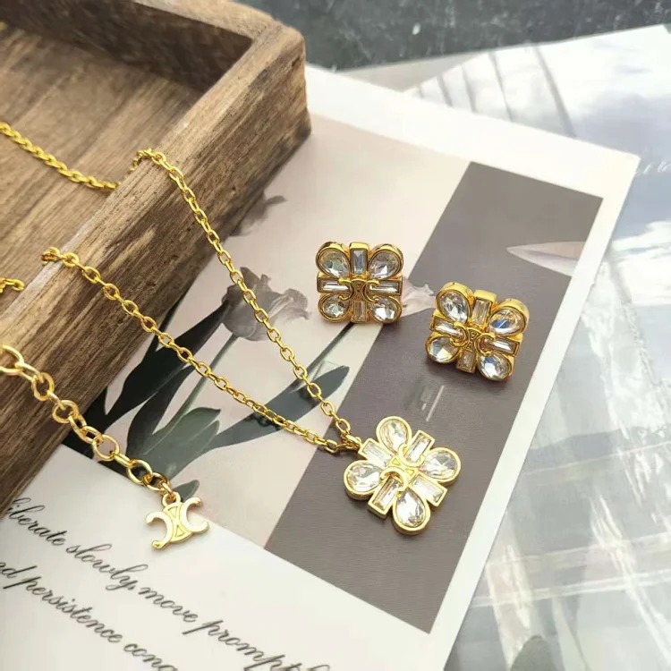 Minimalist Necklace