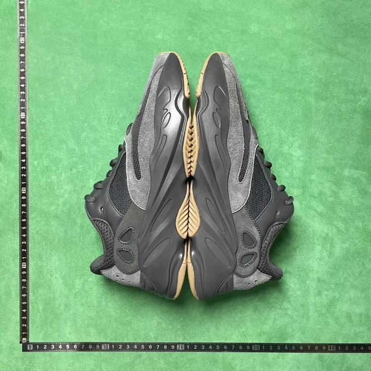 LW 5/700 dad shoes
