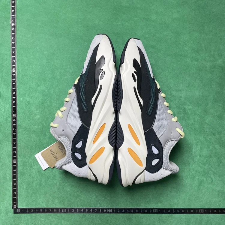 LW 5/700 dad shoes
