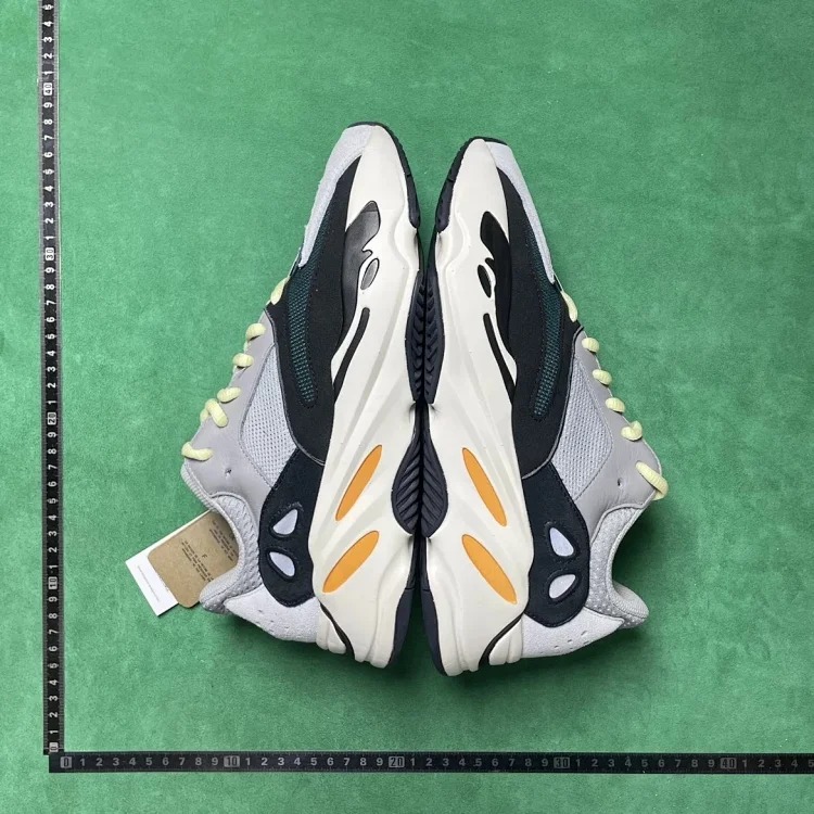 LW 5/700 dad shoes