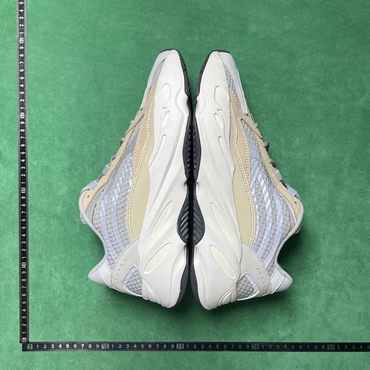 LW 5/700 dad shoes